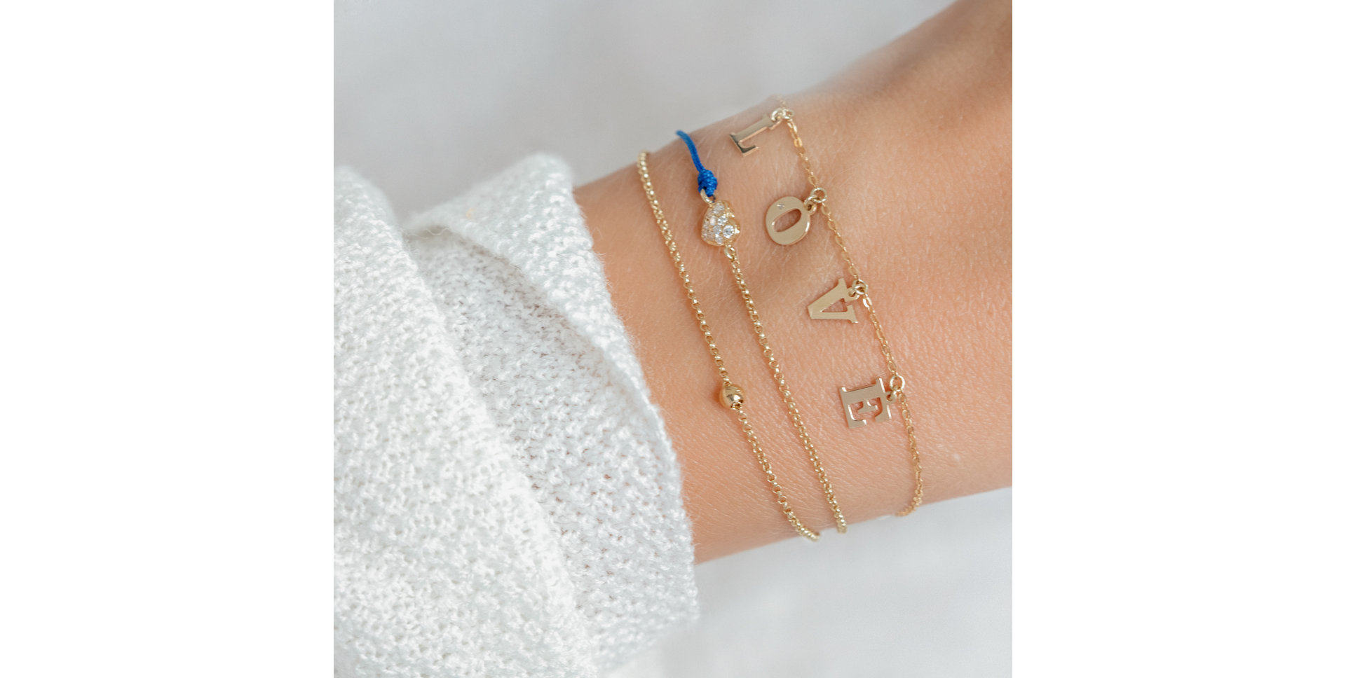 Náramek s diamantem Love