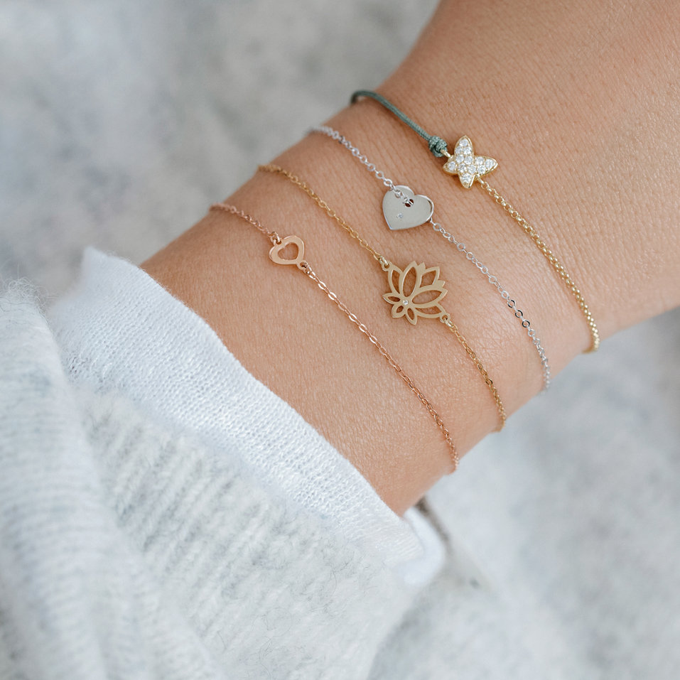 Náramek s diamantem Lotus