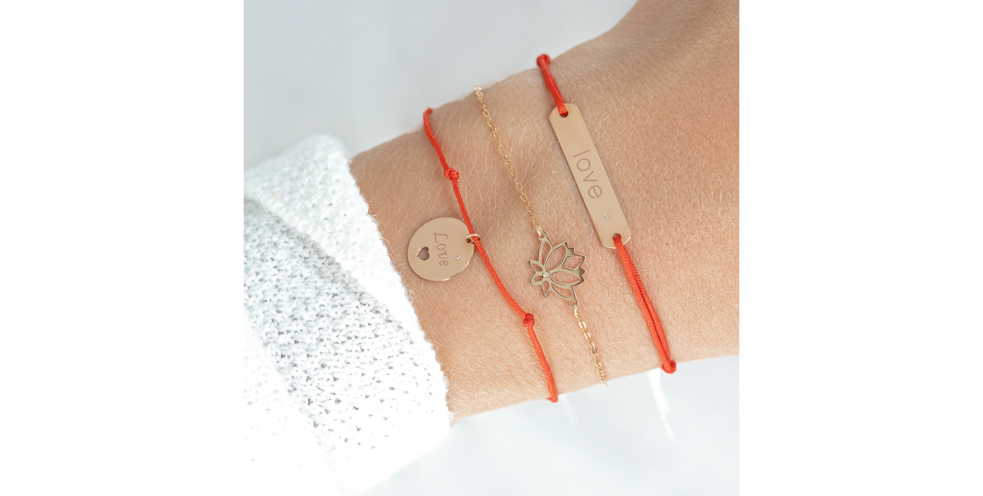 Náramek s diamantem Lotus