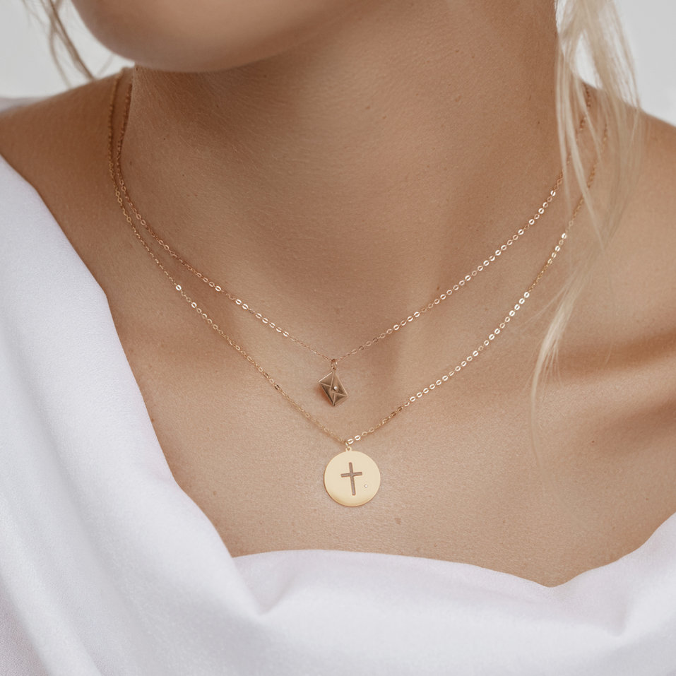 Náhrdelník s diamantem Cross