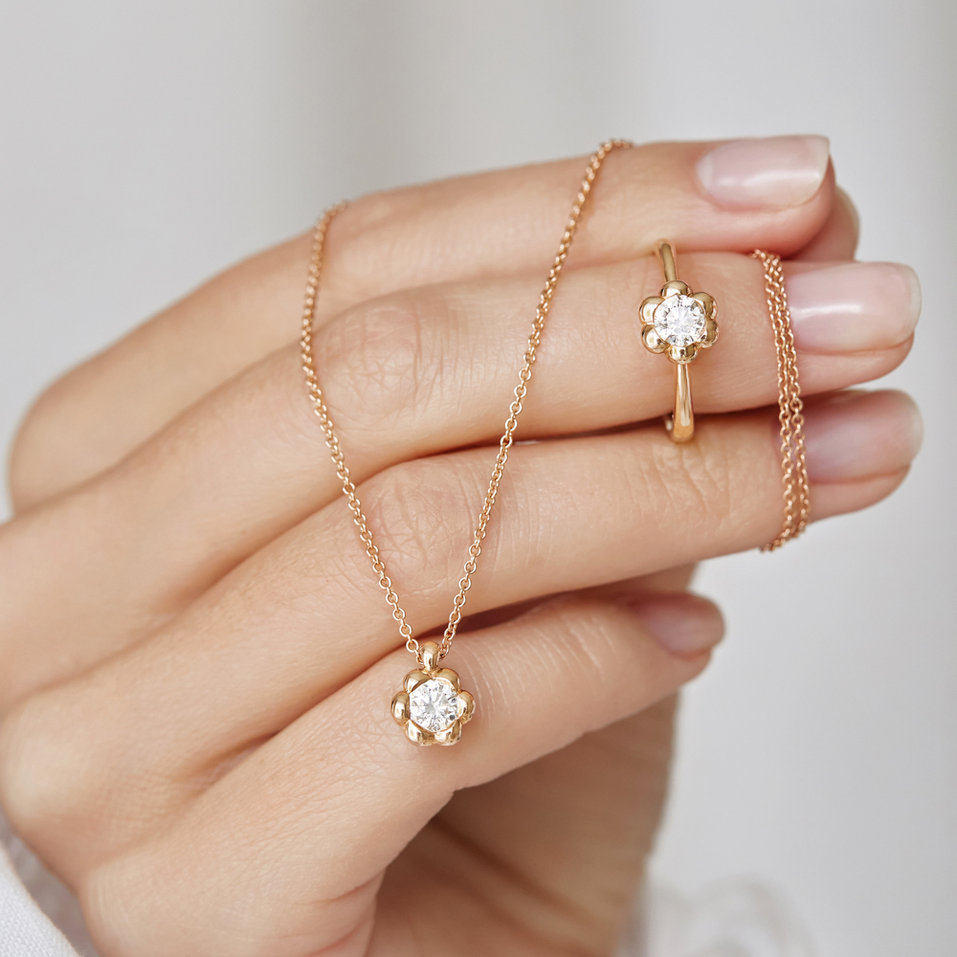 Prsten s diamantem Blooming Love