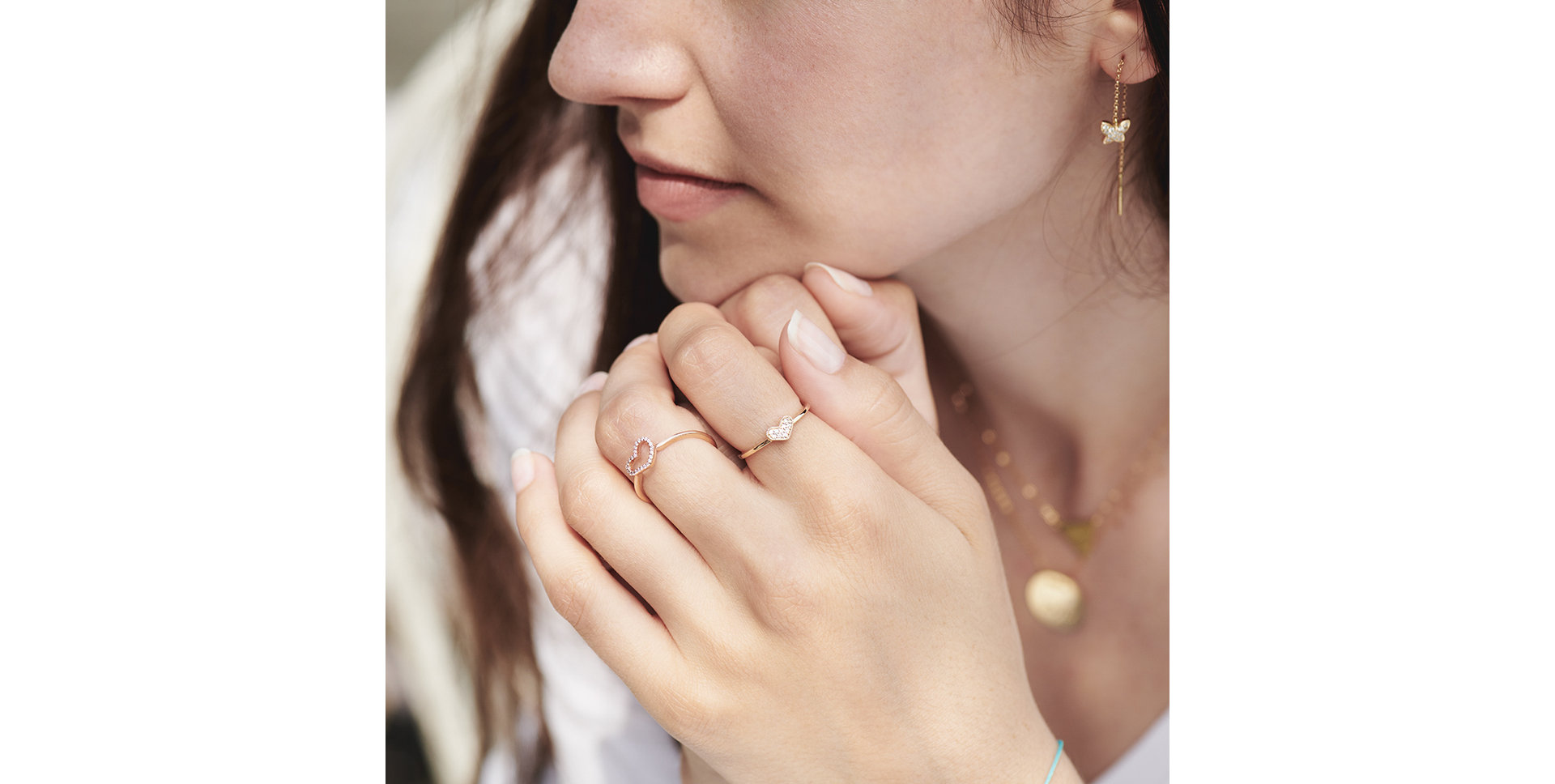 Náušnice s černými diamanty Amazing Butterfly