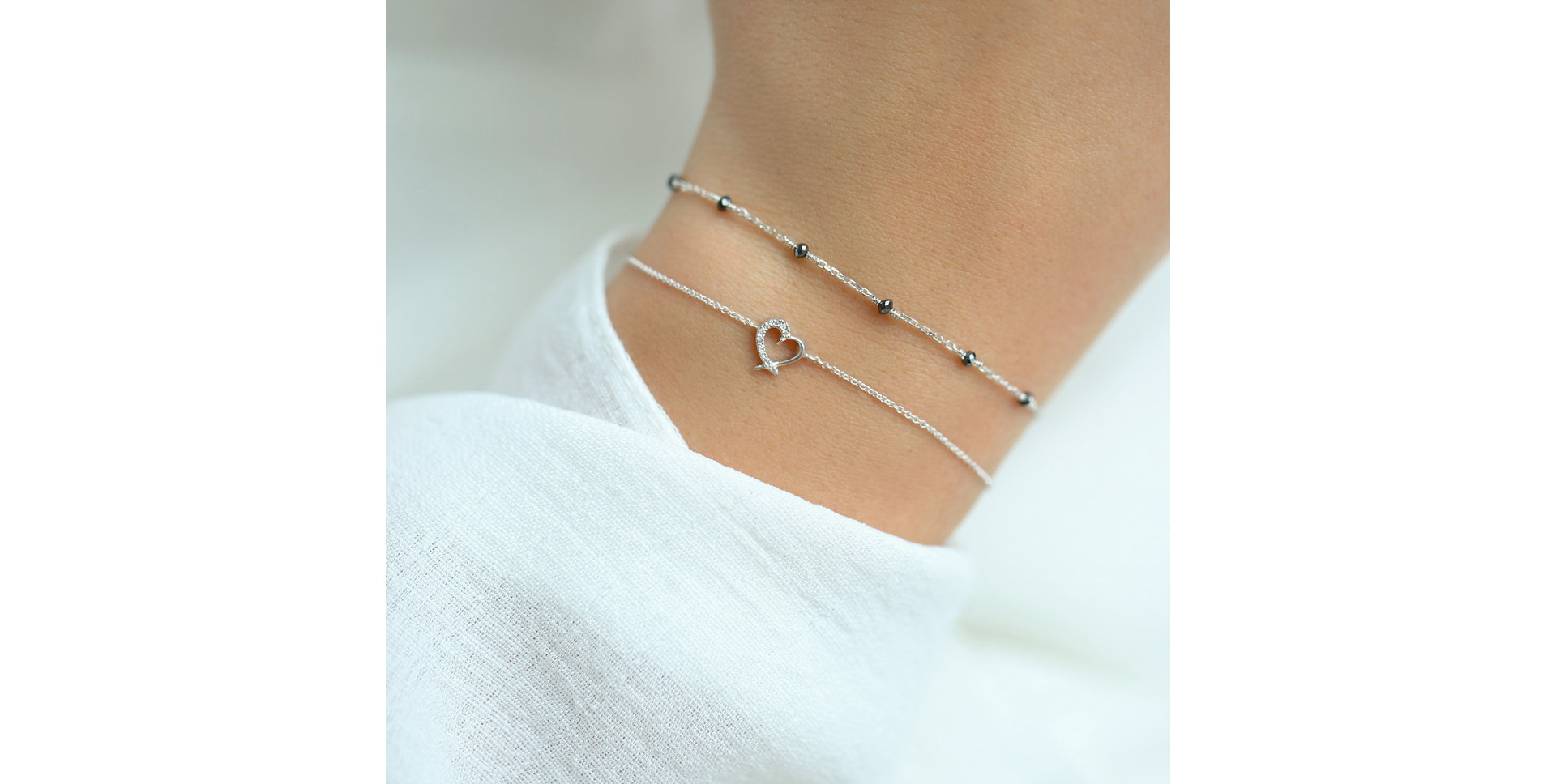 Náramek s černými diamanty Dark Melody