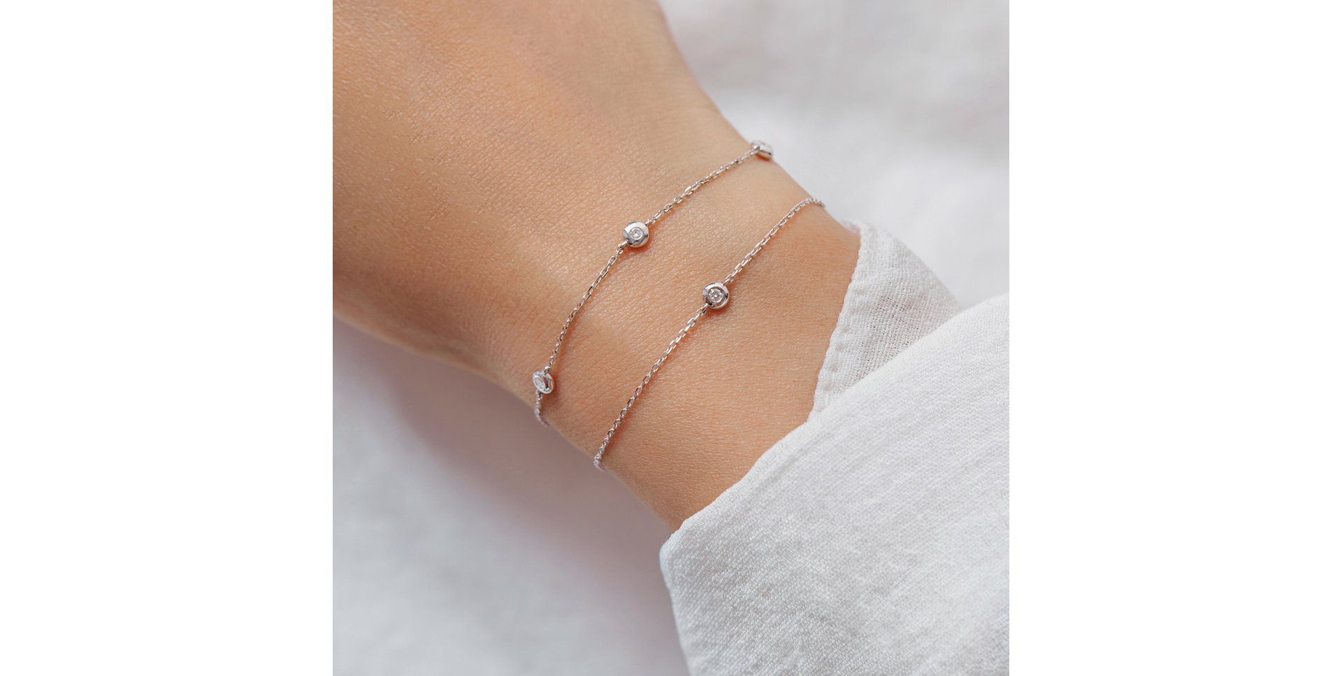 Náramek s diamantem Sparkling Dot