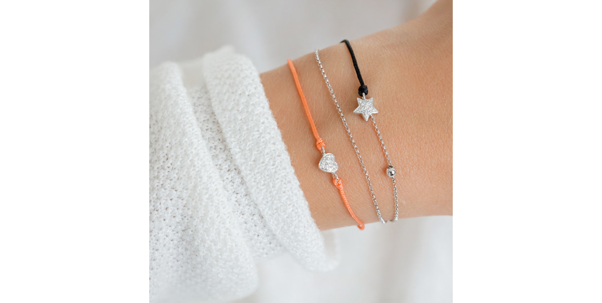 Diamantový náramek se šňůrkou Dream Message