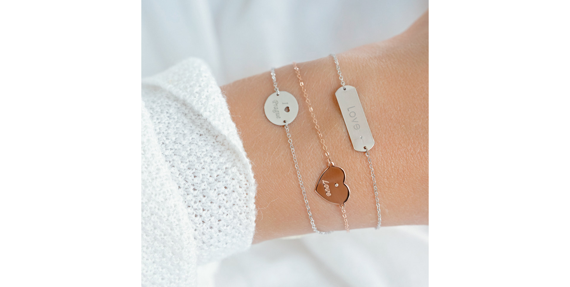 Náramek s diamantem I Love Prague