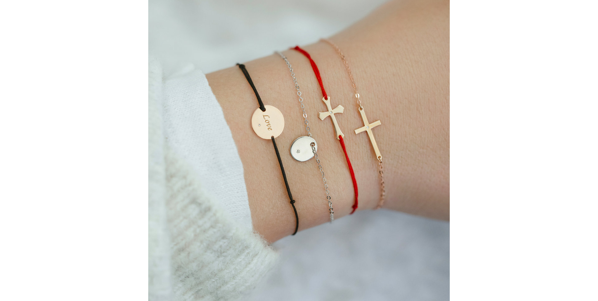 Diamantový náramek se šňůrkou Simple Love