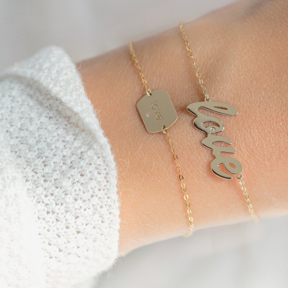 Náramek s diamantem Love