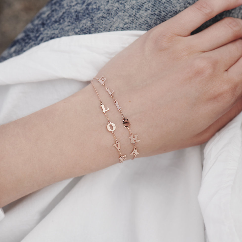 Náramek s diamantem LOVE