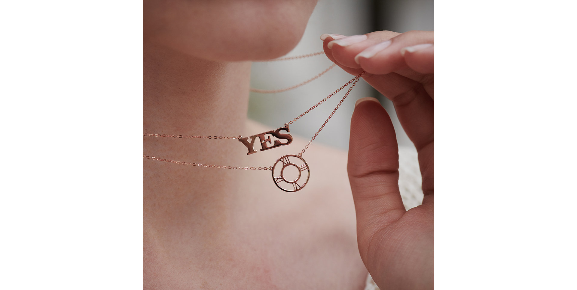 Náhrdelník s diamantem YES