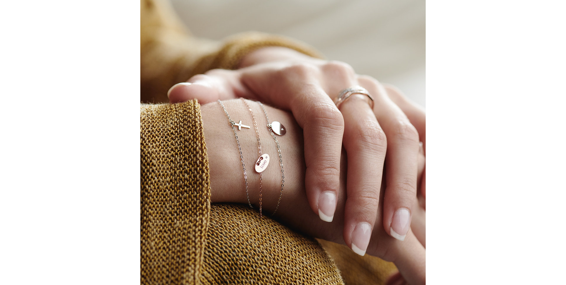 Náramek s diamantem Love Stamp Message