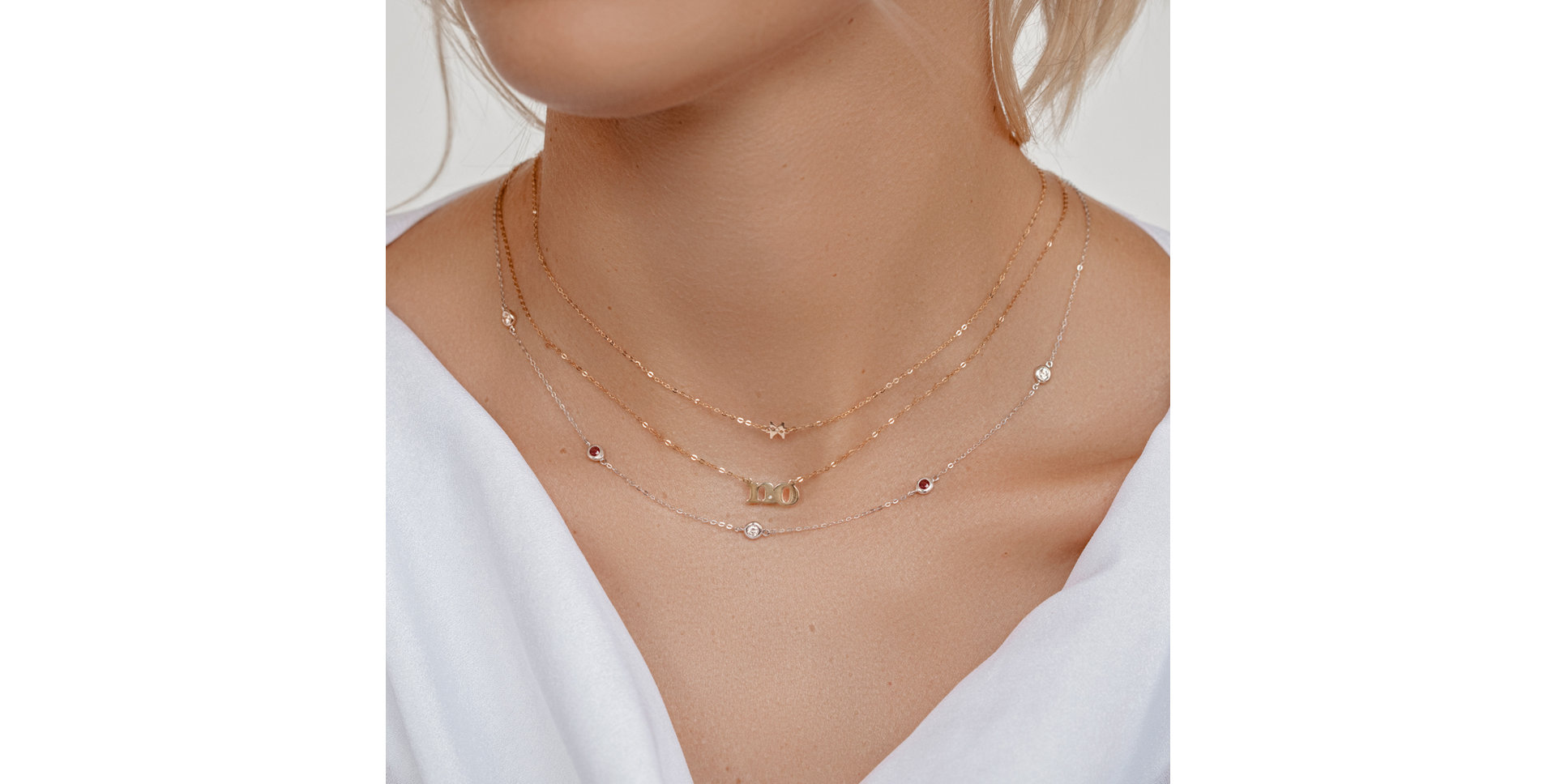 Náhrdelník s diamanty a rubíny Dots