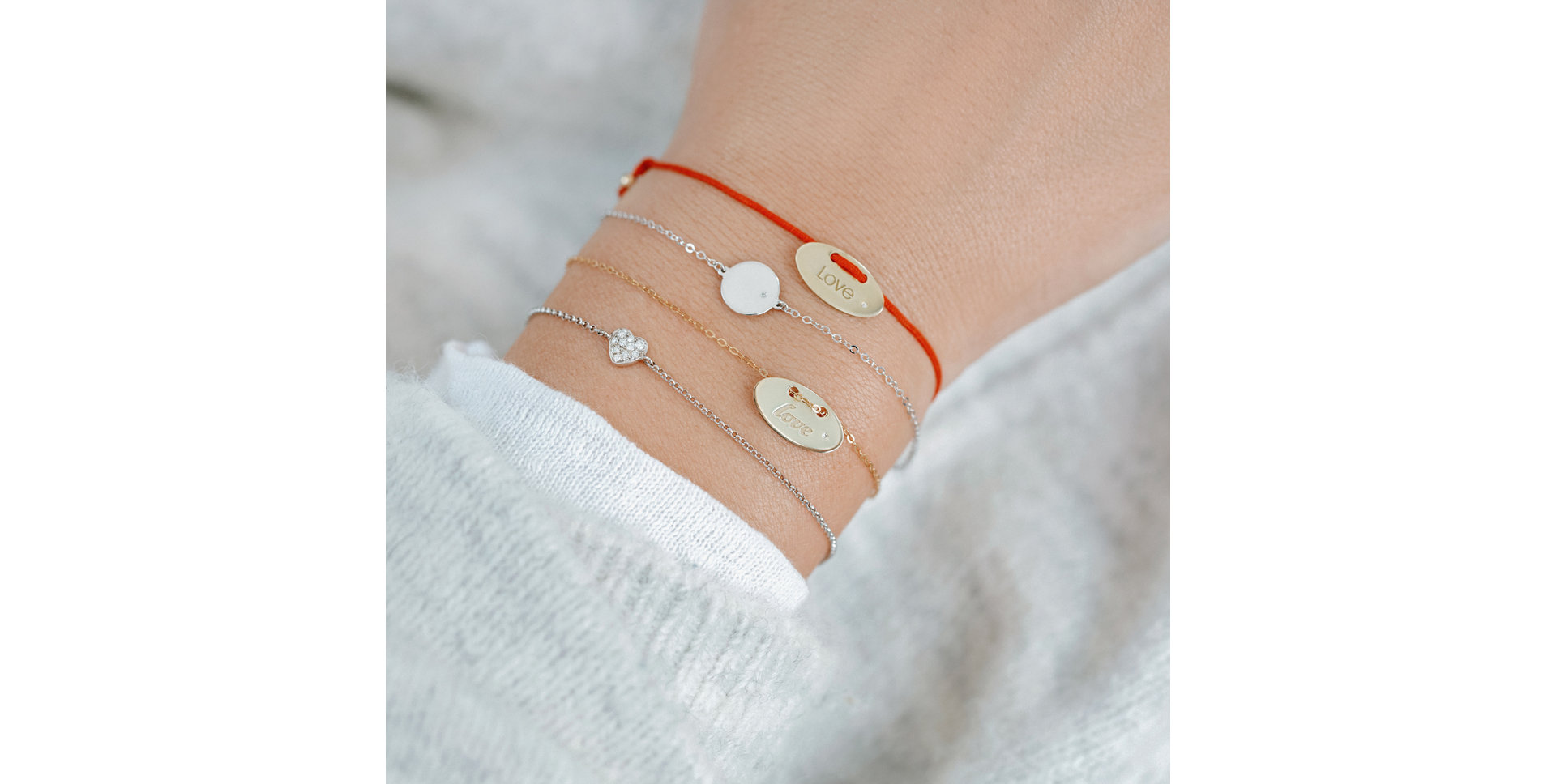 Diamantový náramek se šňůrkou Stamp