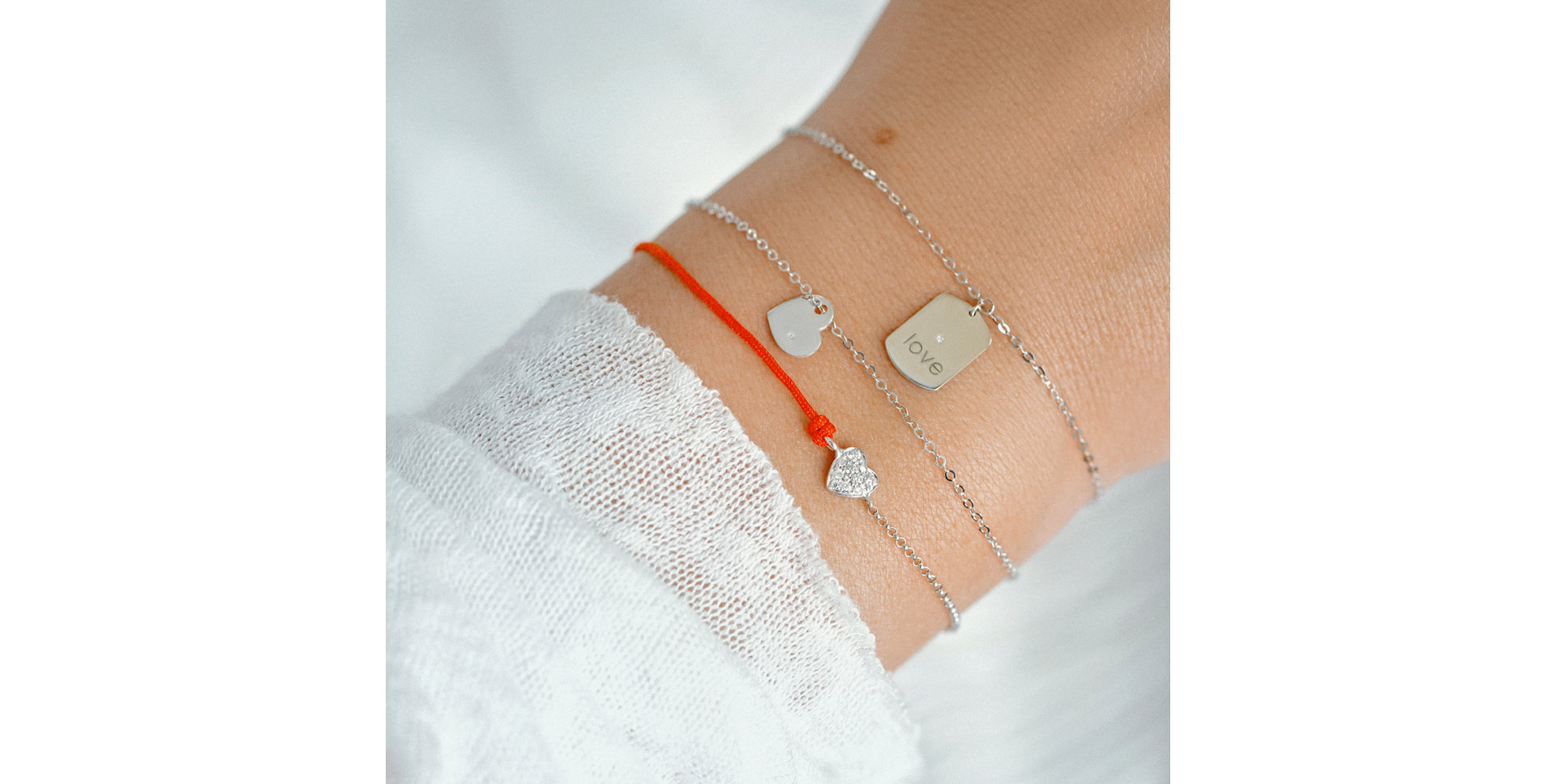 Diamantový náramek se šňůrkou Little Heart