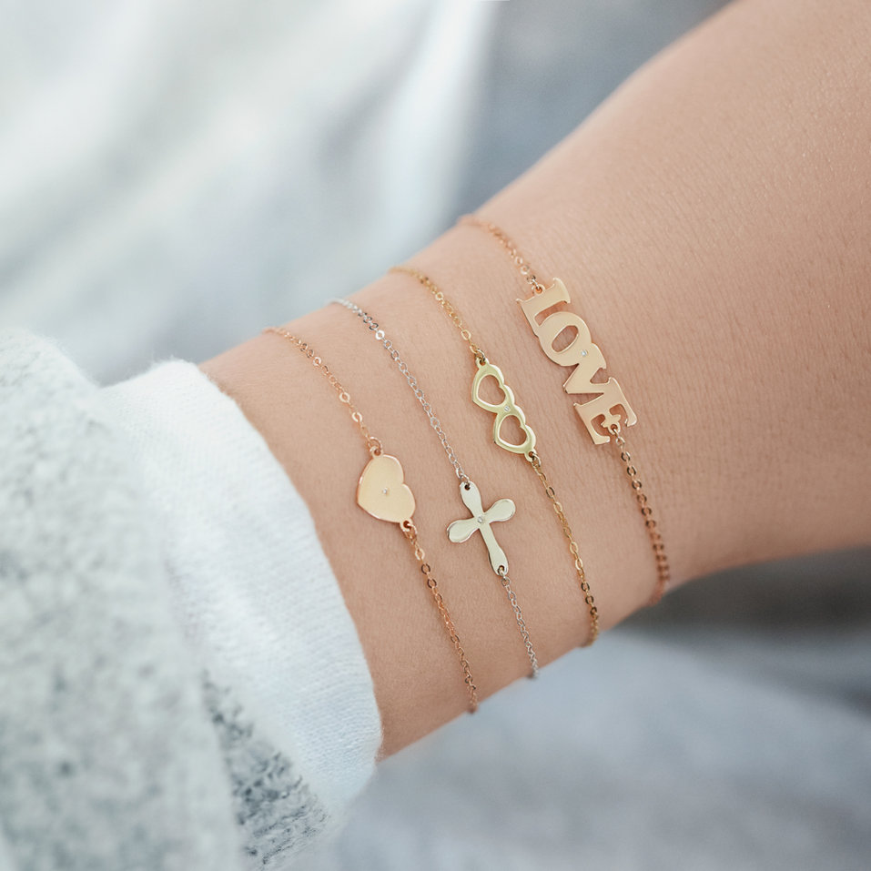 Náramek s diamantem Two Hearts