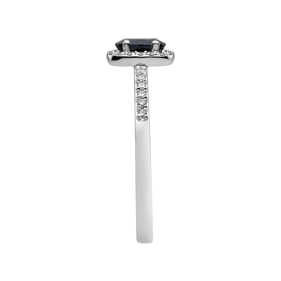 Prsten s diamanty a safírem Princess