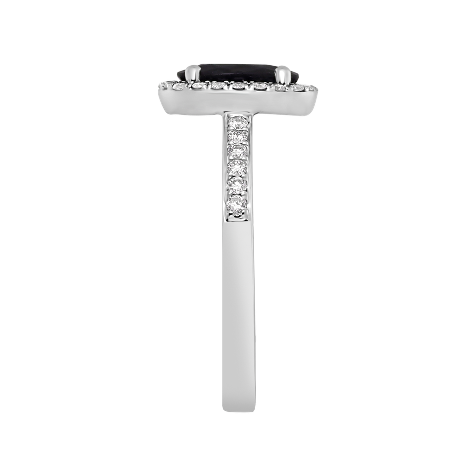 Prsten s diamanty a safírem Princess