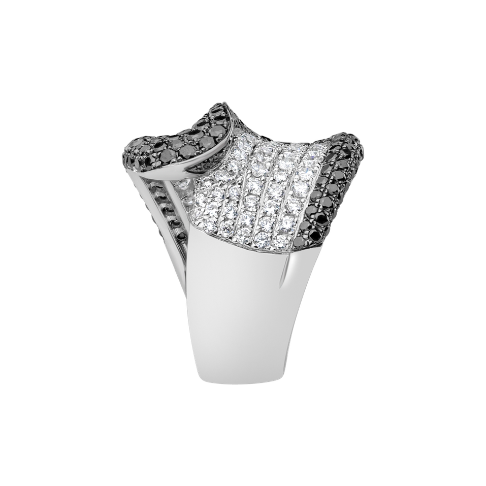 Prsten s černými a bílými diamanty Leah