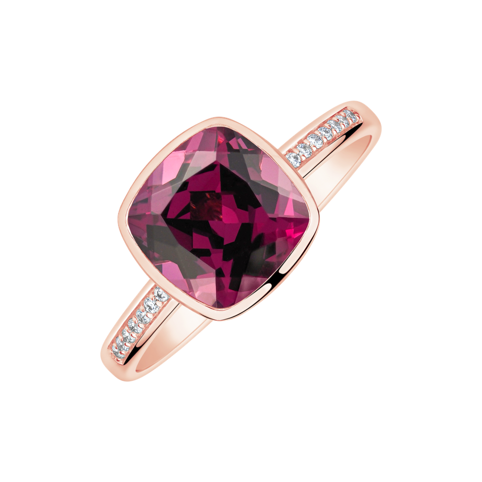 Prsten s diamanty a rhodolitem Carelia