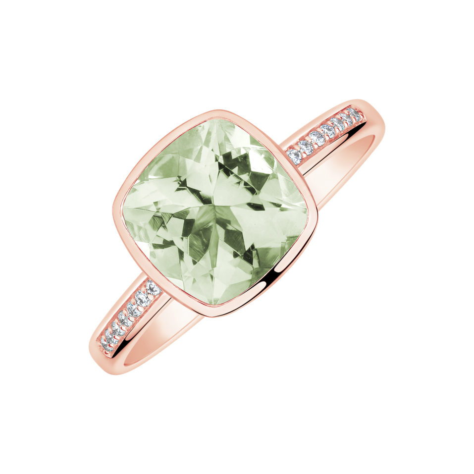 Prsten s diamanty a ametystem Carelia