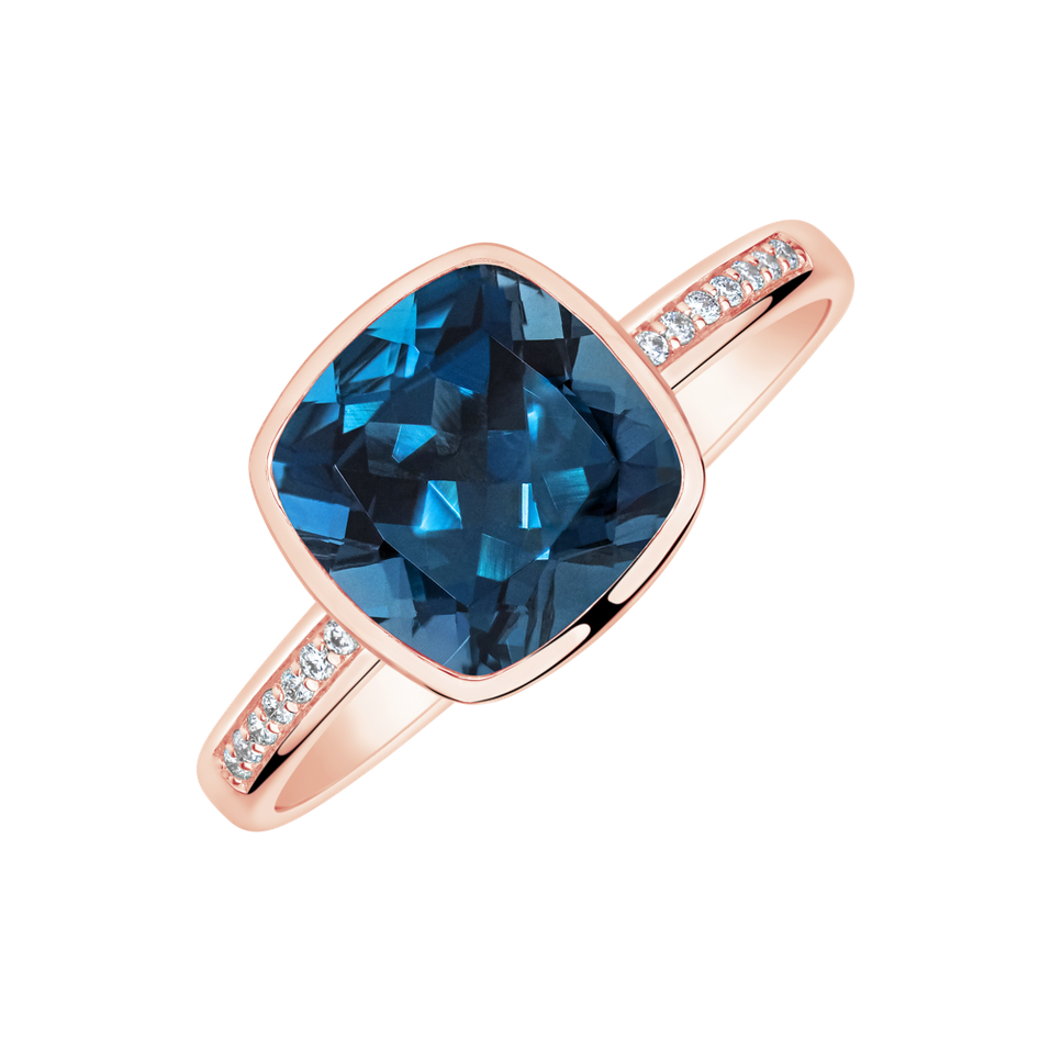 Prsten s diamanty a topazem Carelia