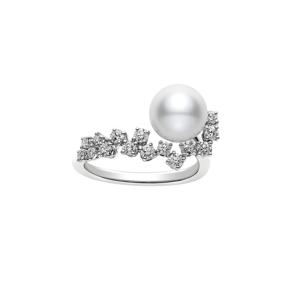 Prsten s diamanty a perlou Ring