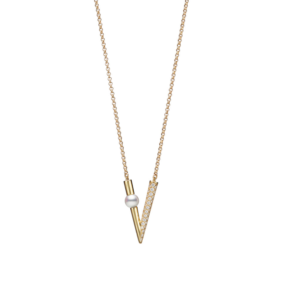 Náhrdelník s diamantem V code