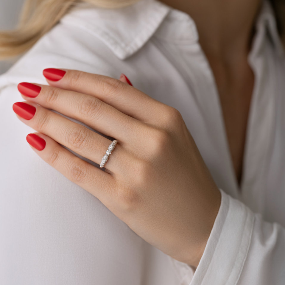 Prsten 14kt bílé zlato s diamantem Luxury Addiction