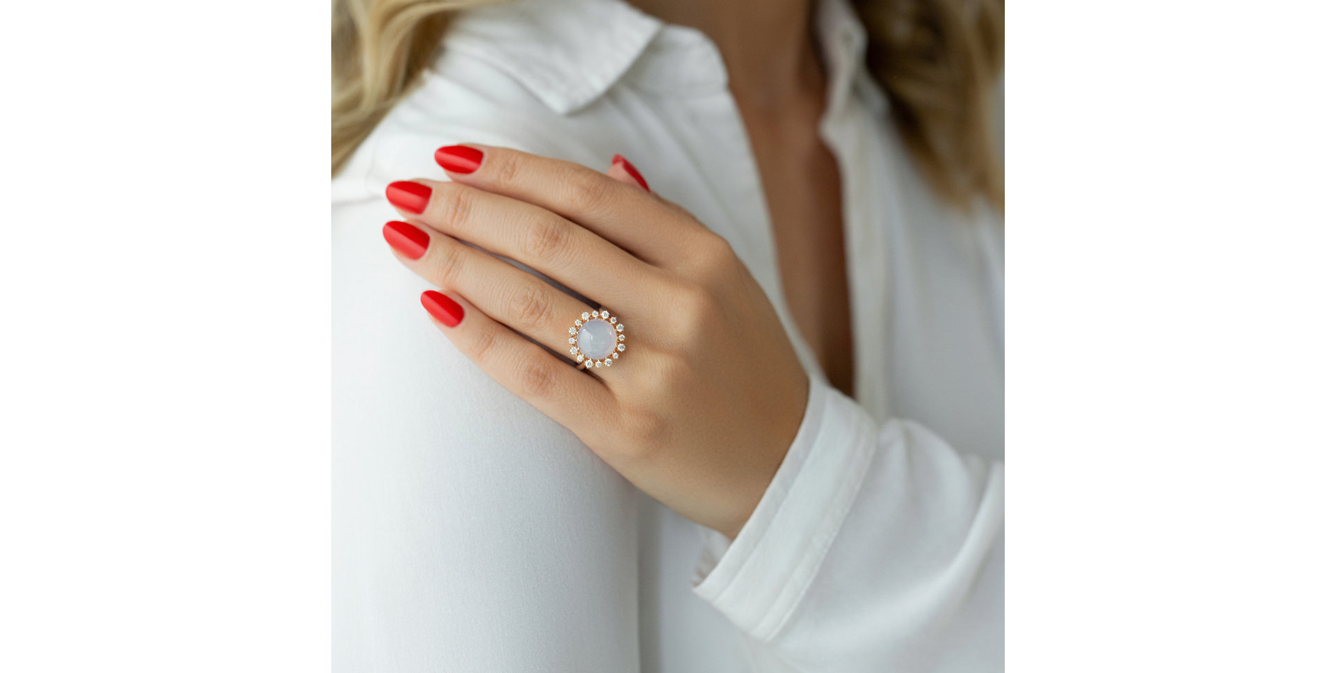 Prsten s diamanty a chalcedonem Divine Drop