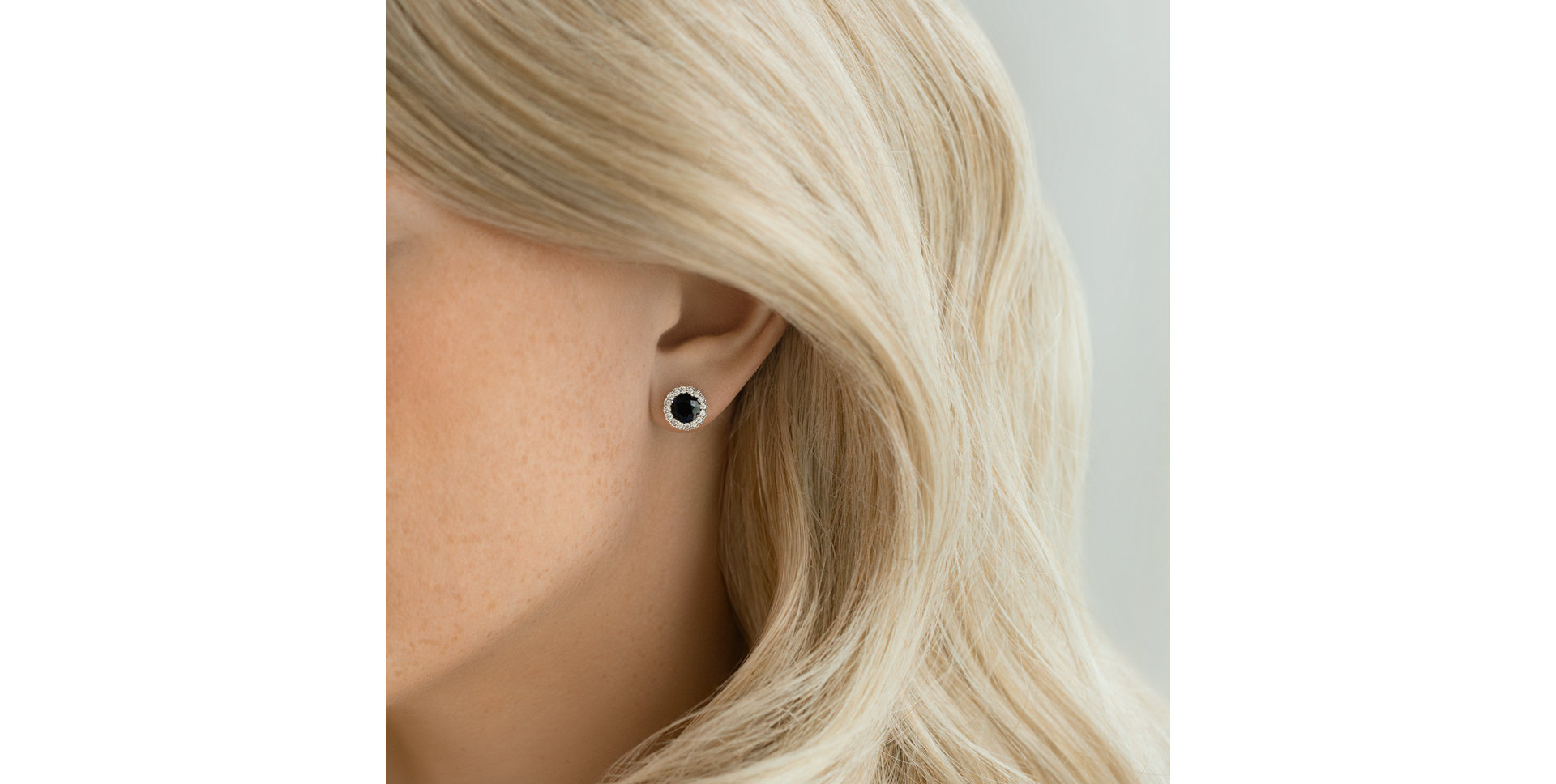 Náušnice s safírem a diamanty Royal Allure