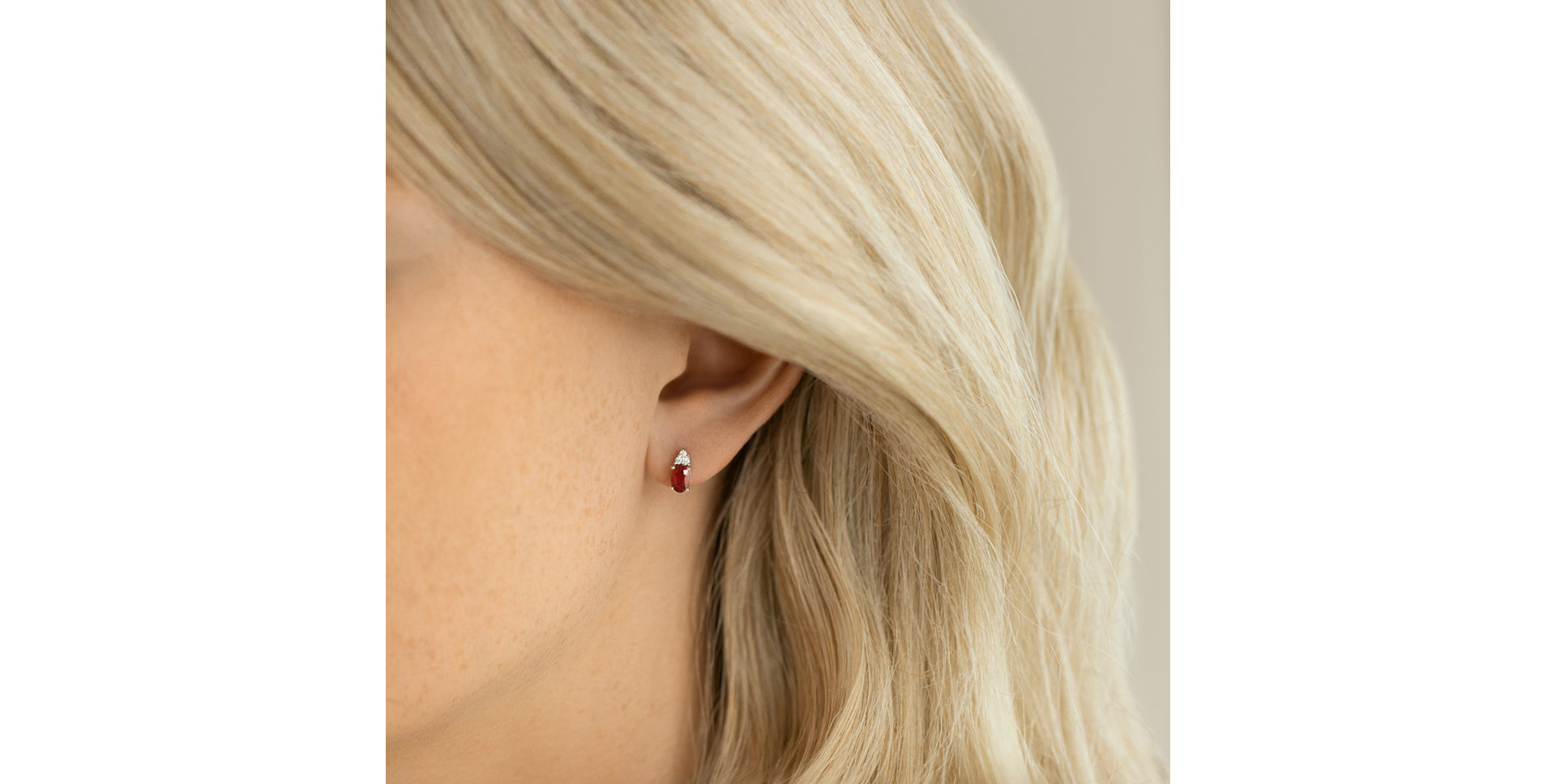 Náušnice s rubínem a diamanty Mystery Secrets