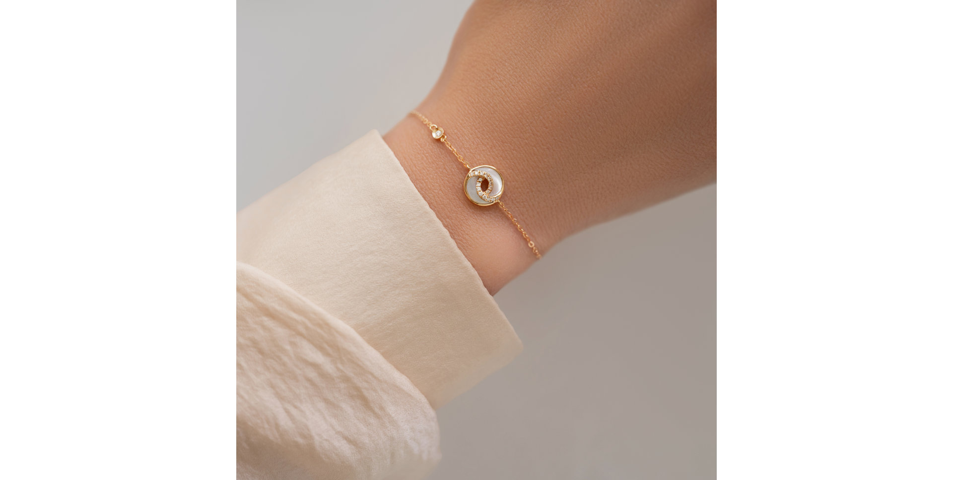 Náramek s perletí a diamanty Royal Harmony