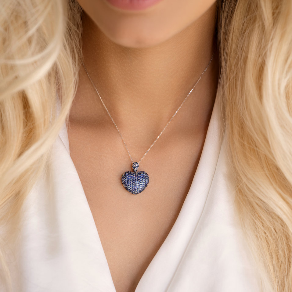 Přívěs se safíry Heart Brilliance