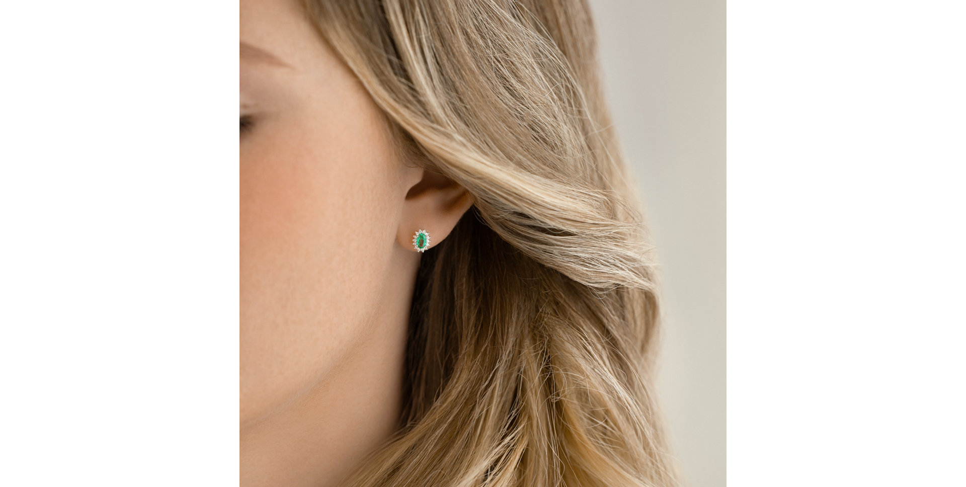 Náušnice s diamanty a smaragdem Princess
