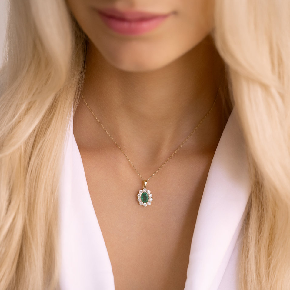 Přívěs se smaragdem a diamanty Goddess Elegance