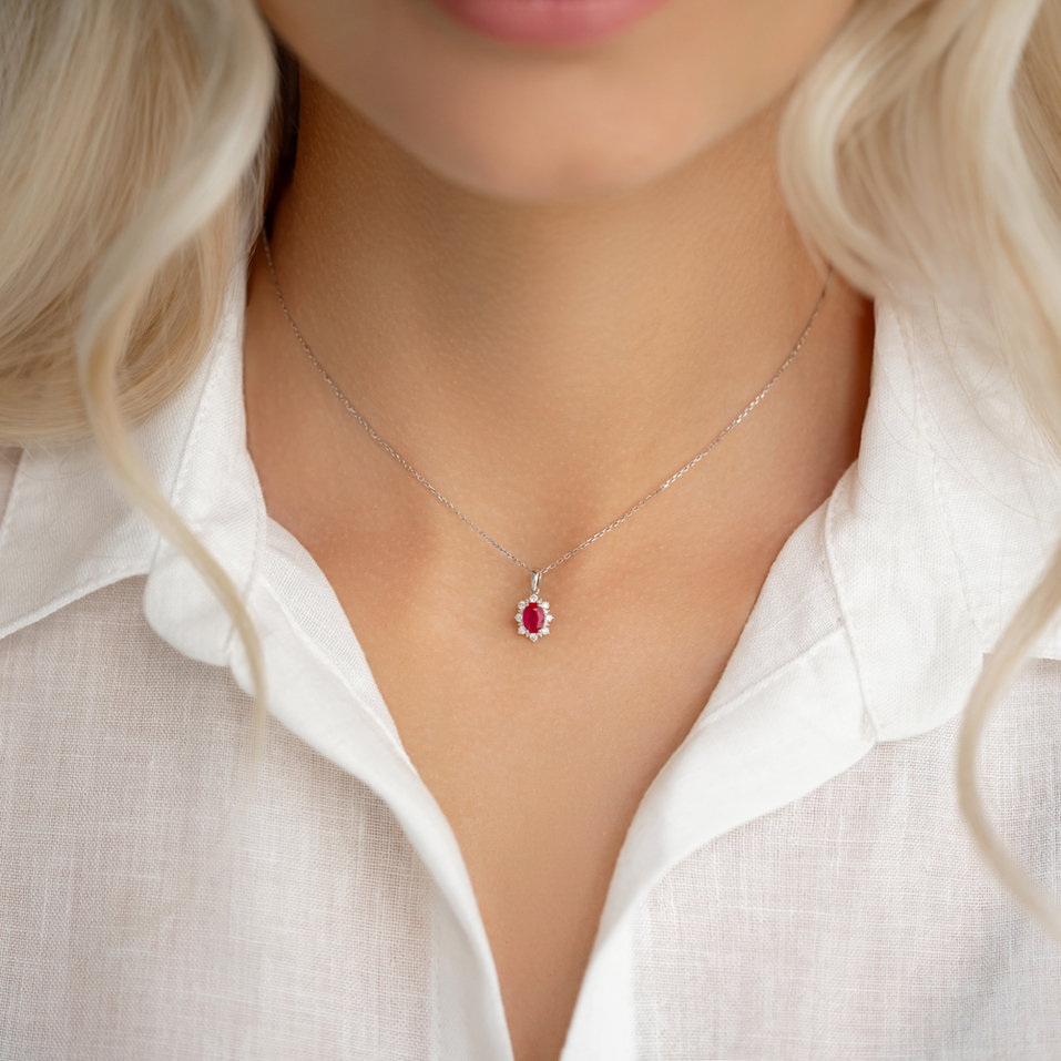 Přívěsek s diamanty a smaragdem Princess