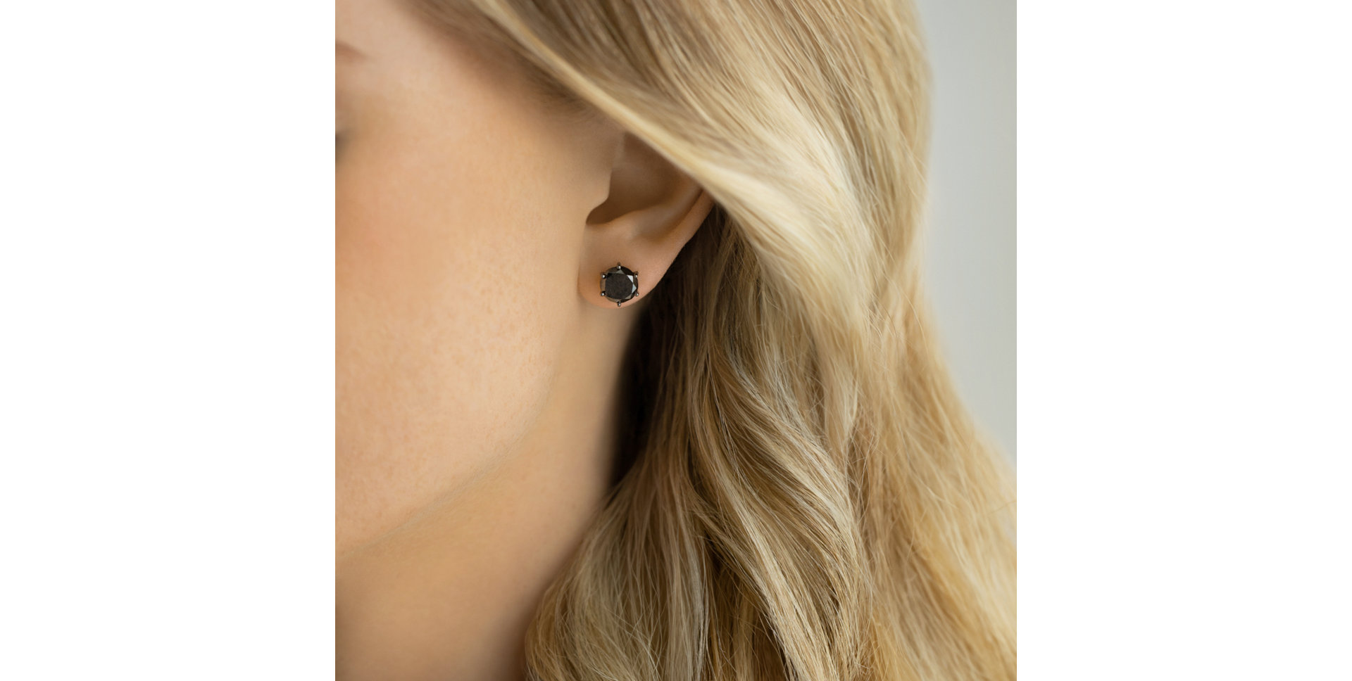 Náušnice s černým diamantem Vesper Romance