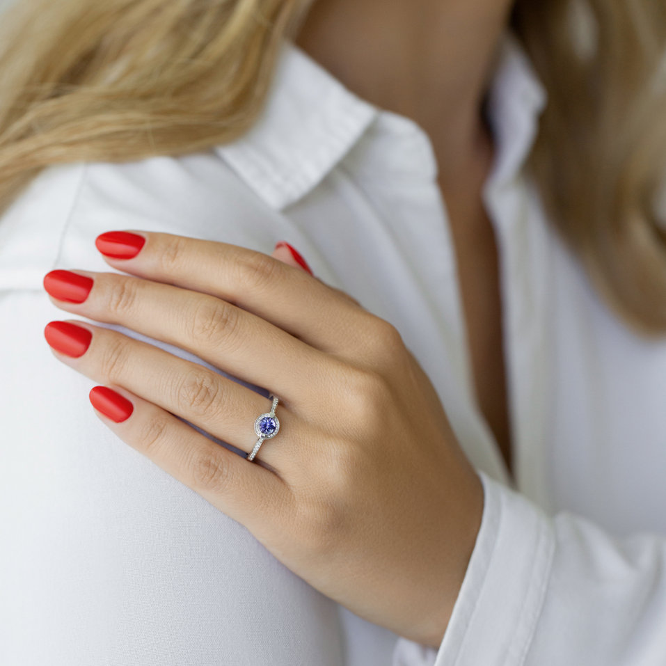 Prsten s tanzanitem a diamanty Parvati