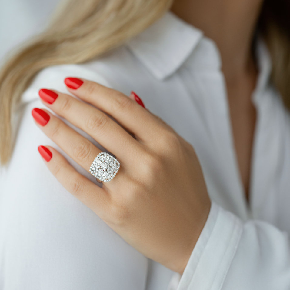 Prsten s diamanty Queenie