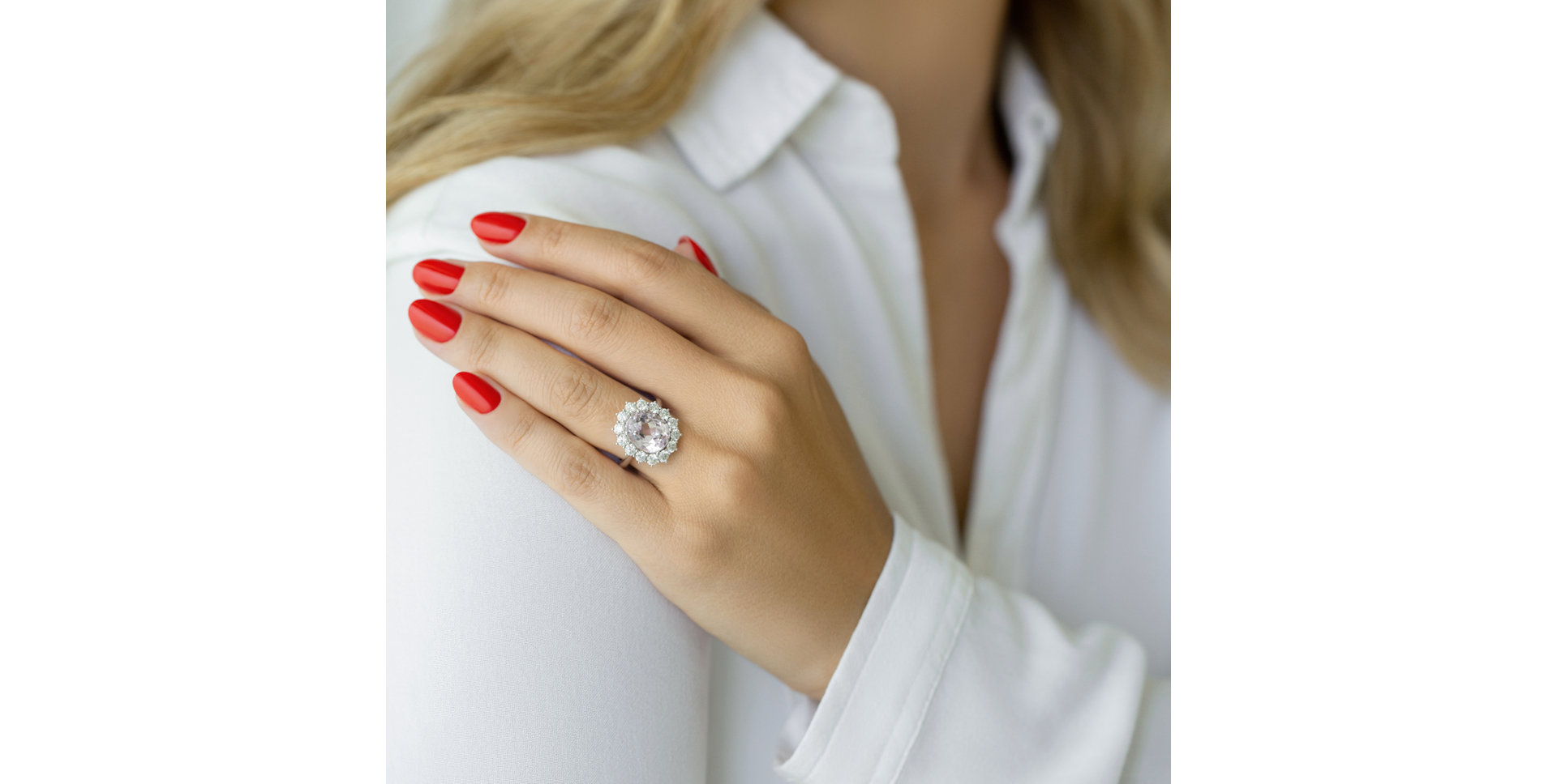 Prsten s kunzitem a diamanty Sky Goddess