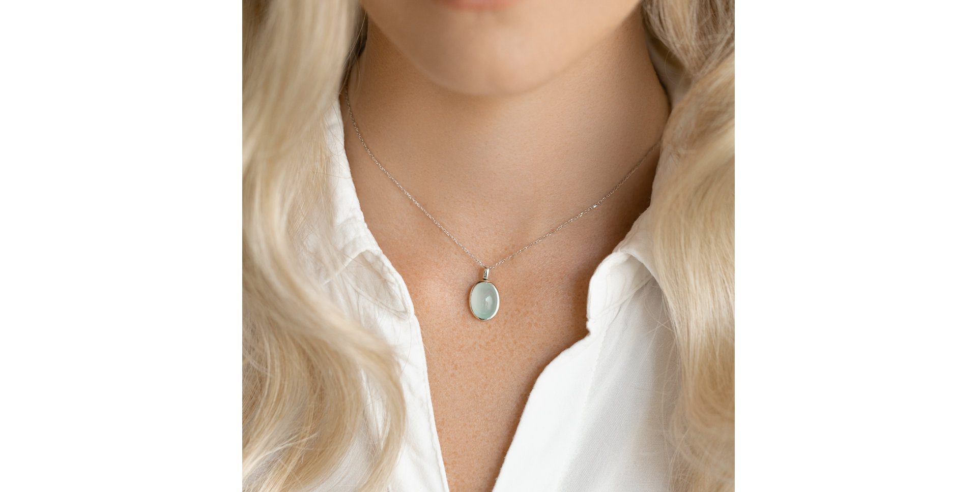 Přívěs s chalcedonem Gem Grace