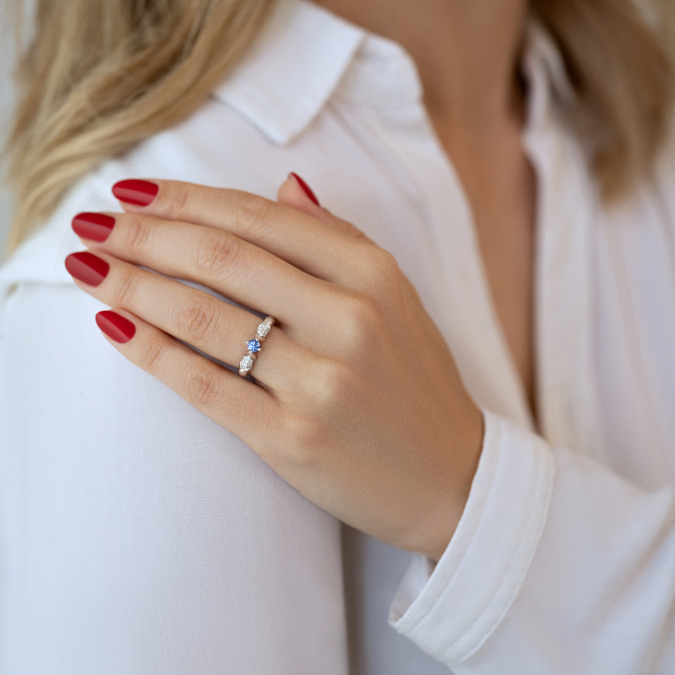 Prsten s tanzanitem a diamanty Enchanting Moon