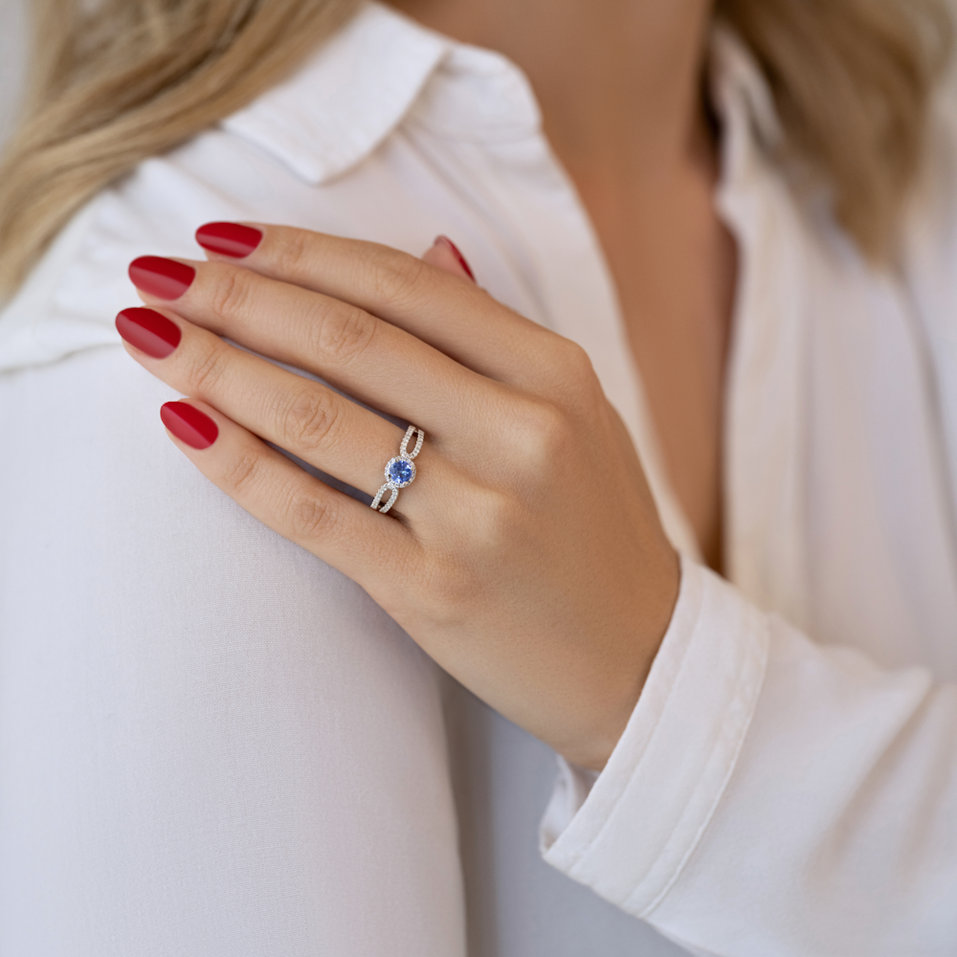 Prsten s tanzanitem a diamanty Geneviév