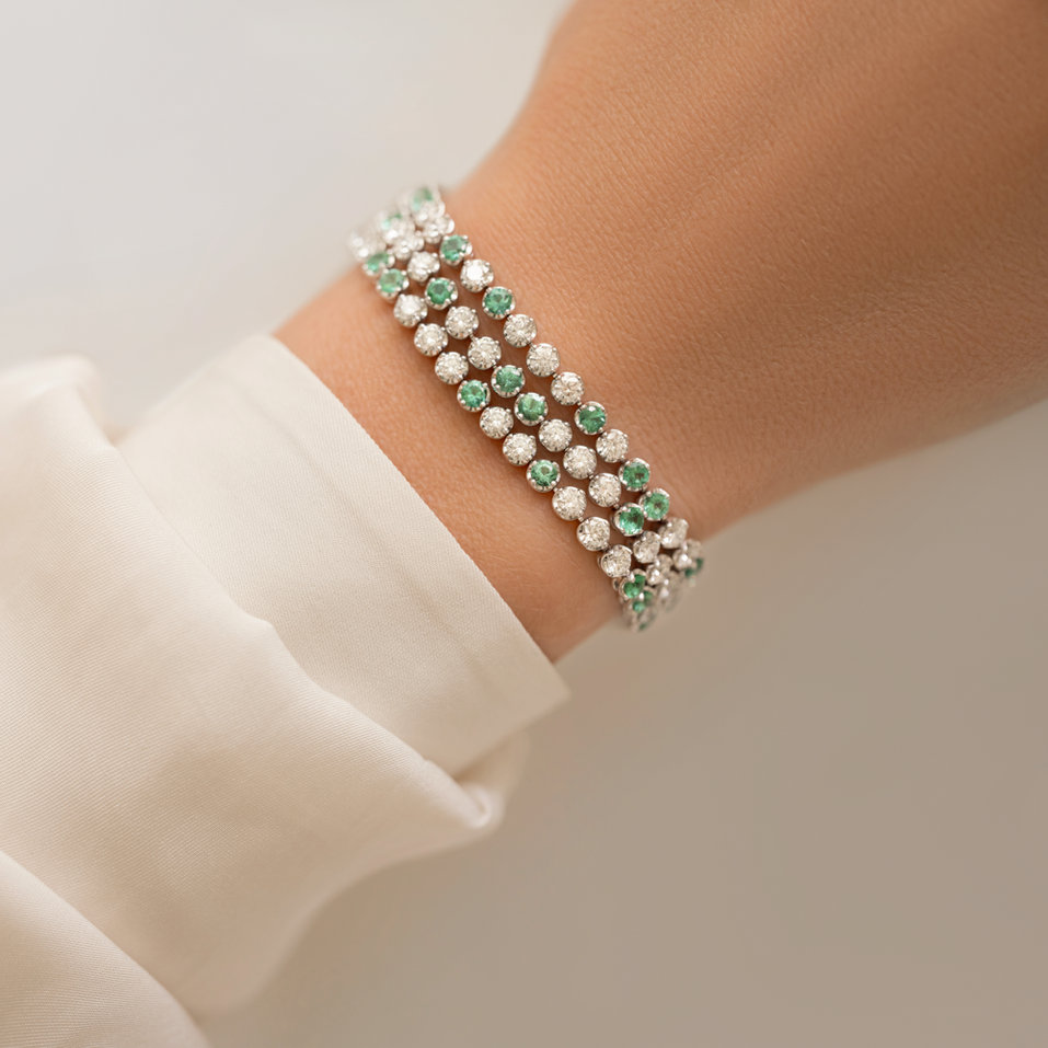 Náramek s diamanty a smaragdem Clémence