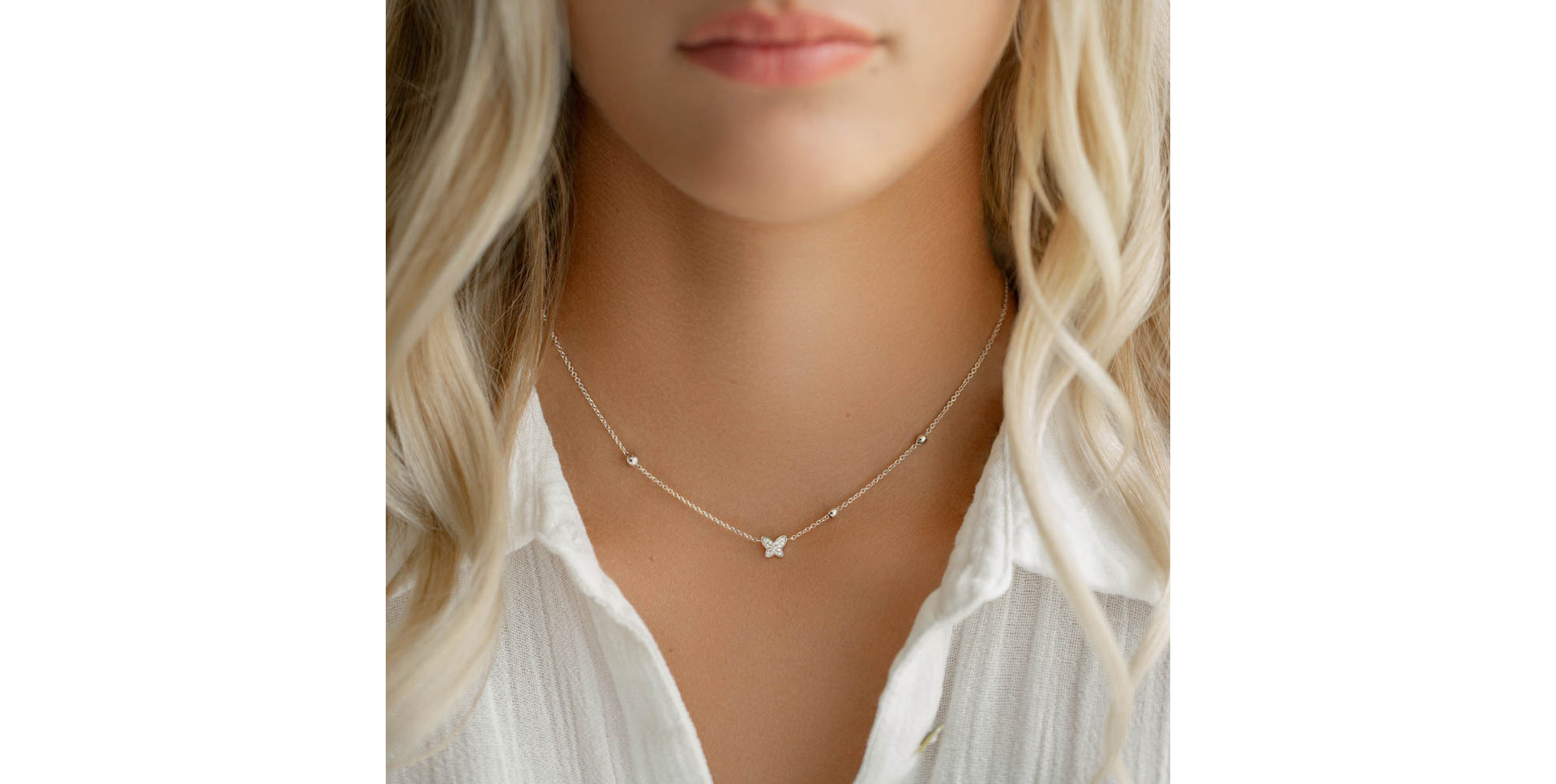 Náhrdelník s diamanty Magic Butterfly