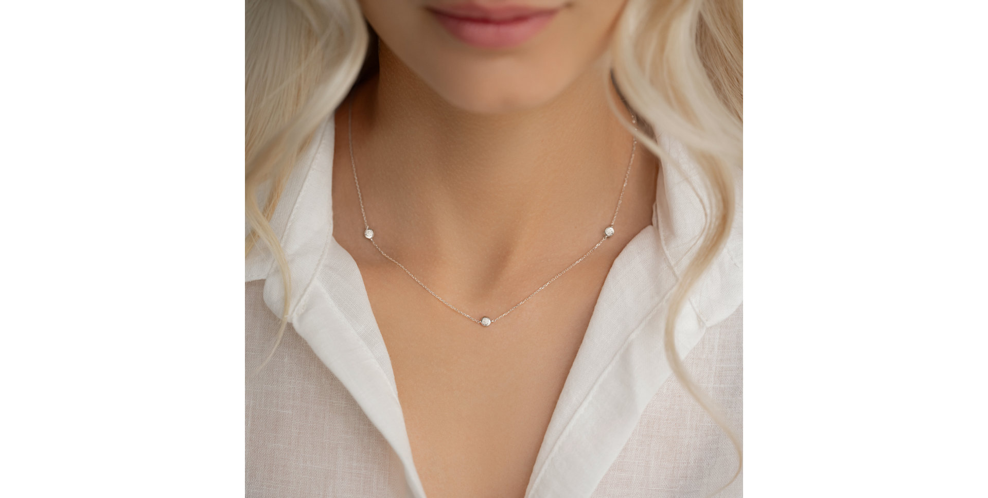 Náhrdelník s diamanty Dots