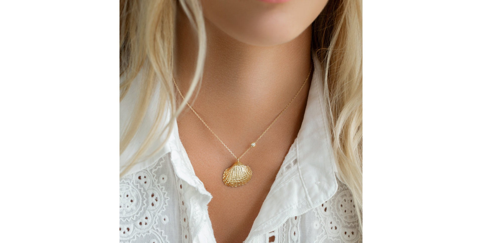 Náhrdelník s diamantem Luxury Clam