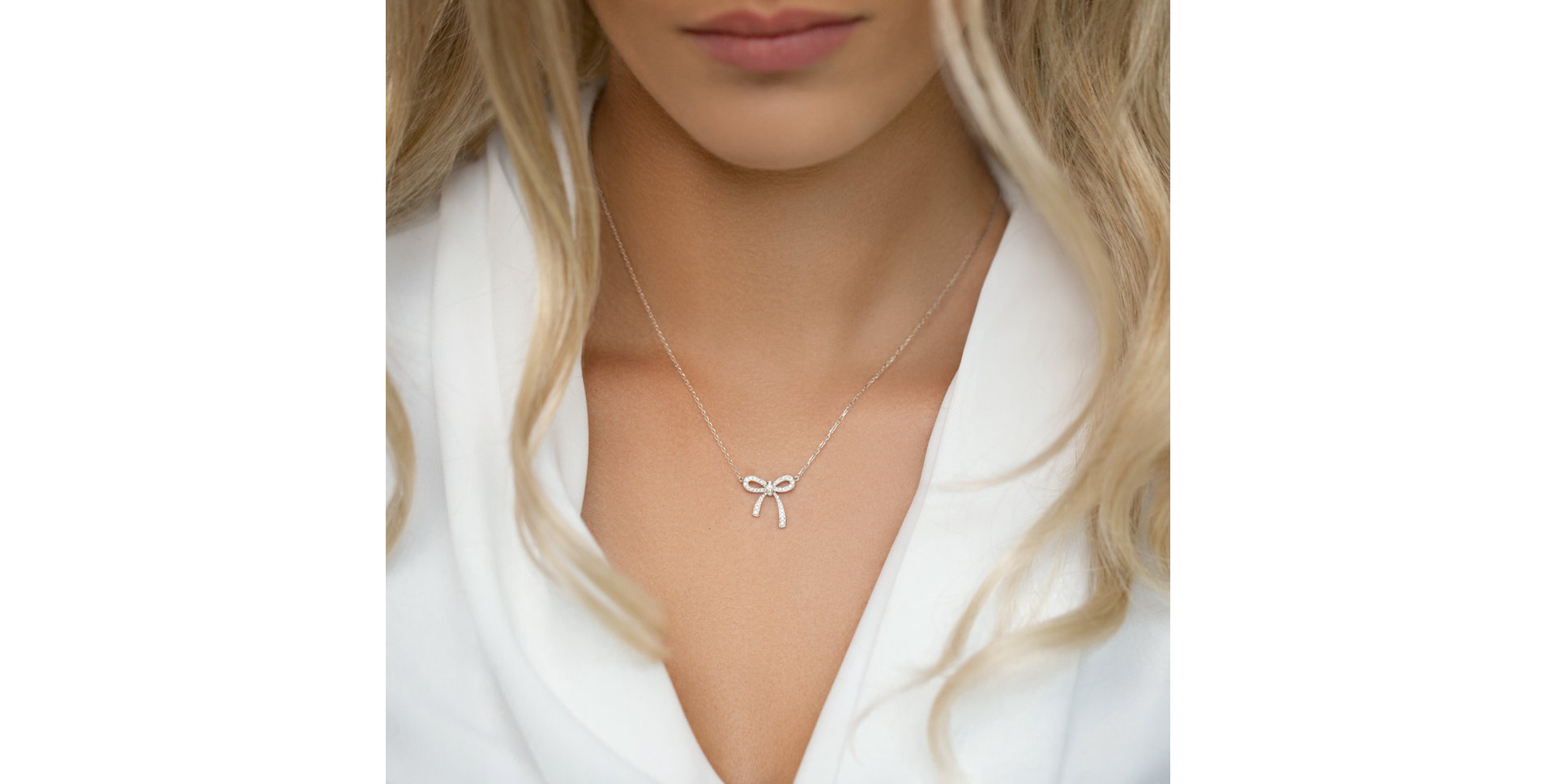 Náhrdelník s diamanty Mystic Bow