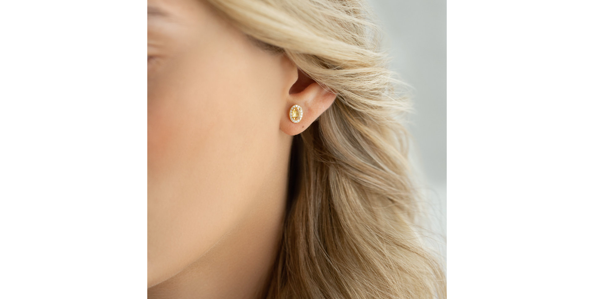 Náušnice s diamanty a safírem Princess