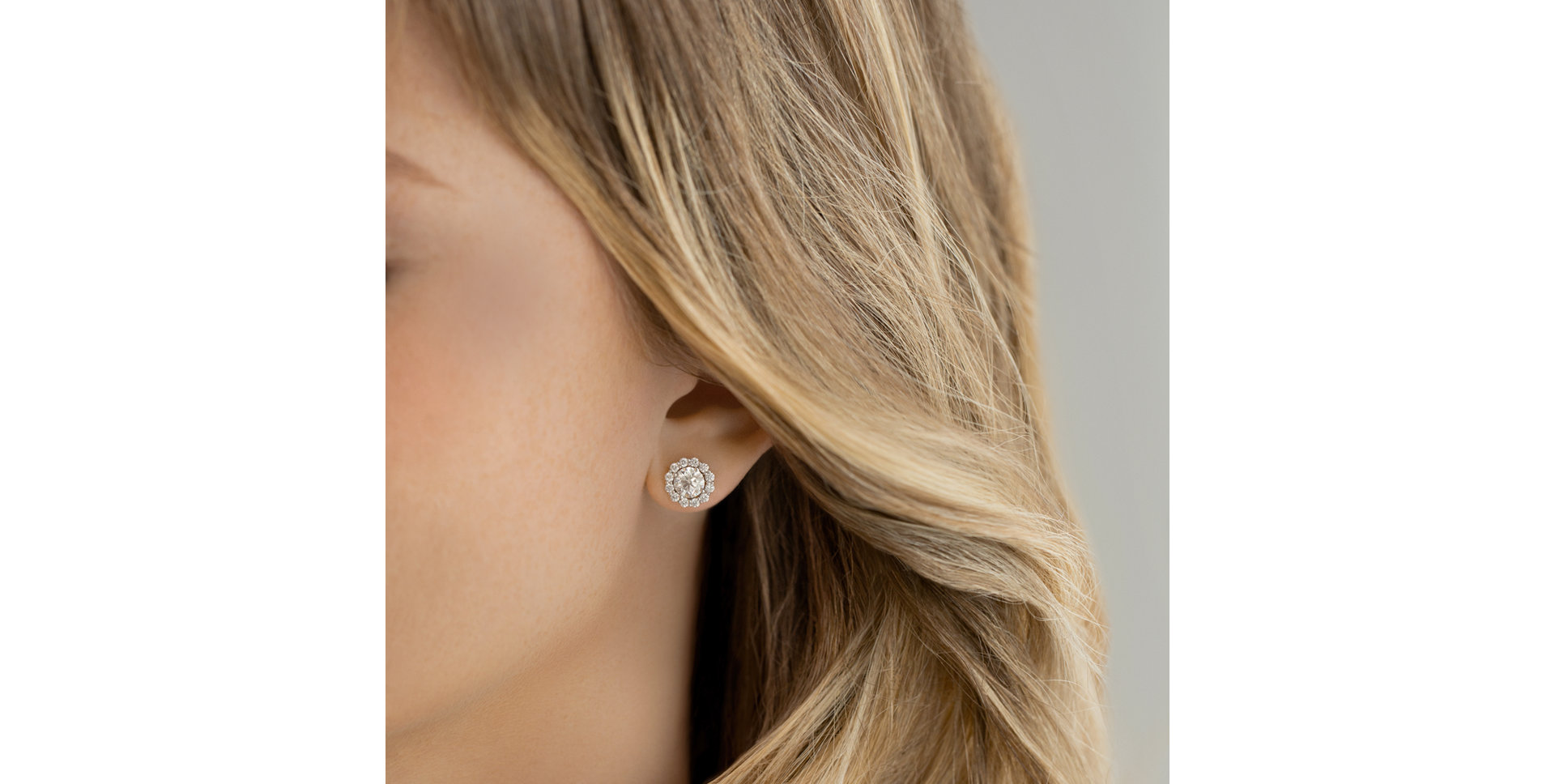 Náušnice s diamanty Bloom Spark